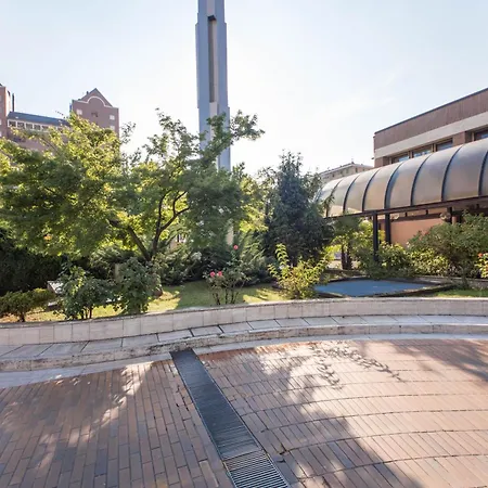 داونتاون ميلانو ميلان