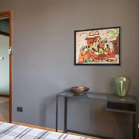 داونتاون ميلانو *