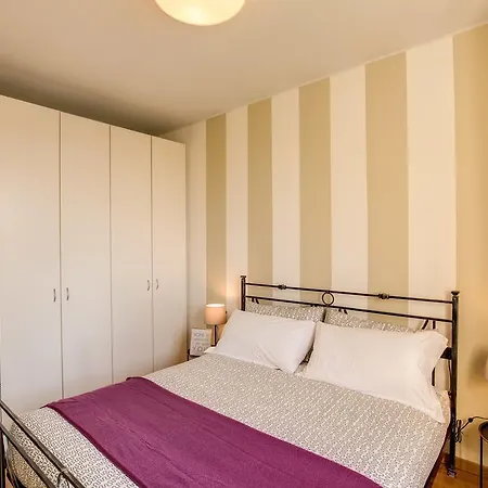 Downtown Apartment Milan