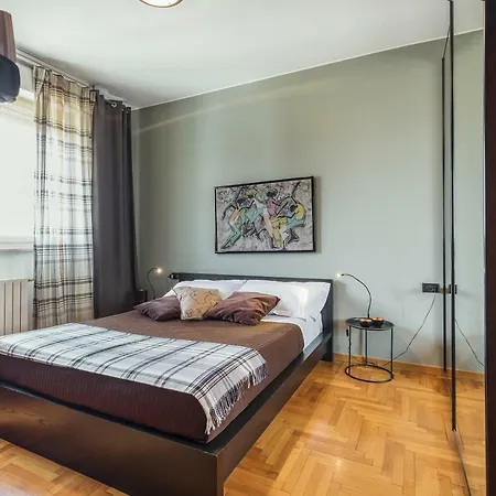Apartment Downtown